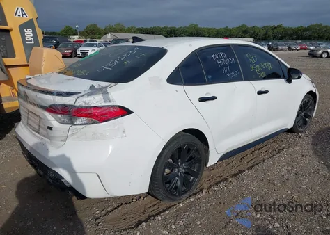 2022 Toyota Corolla Se Nightshade Edition z USA, uszkodzony, nr VIN 5YFS4MCE9NP134465